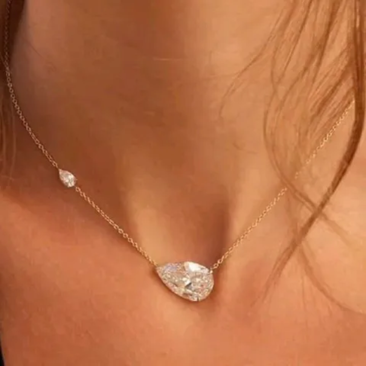 LUCE - Collana girocollo con pendenti di zirconi ovali